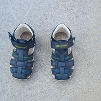 scarpine n 23 in buone condizioni superga