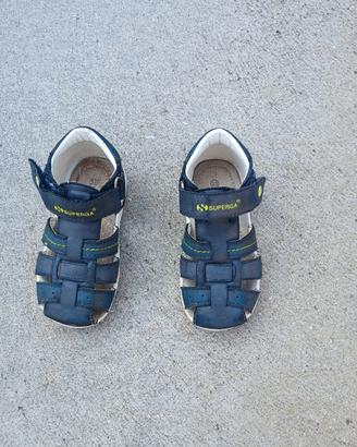 scarpine n 23 in buone condizioni superga