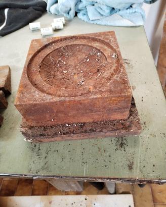 Attrezzature per forgia