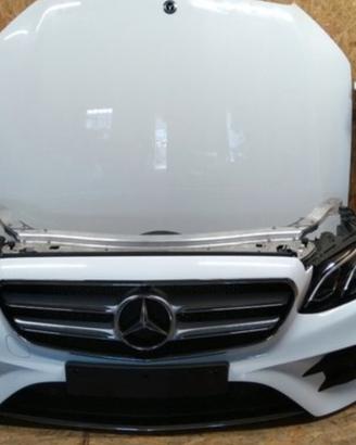 Mercedes classe E Muso e Airbag