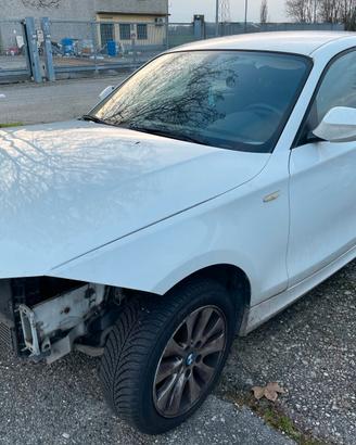 Ricambi BMW Serie 1 120 D 5 porte 2010