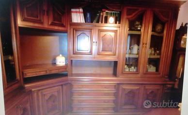 mobile ad angolo in noce