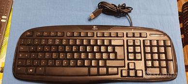 Tastiera USB Logitech Classic 200 PC Italiano
