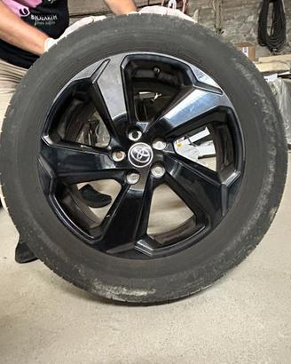 4 Pneumatici Dunlop Inverno 225/60 R18 100H NUOVI