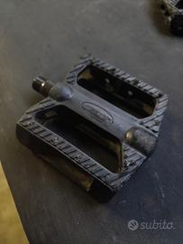 Pedali GT NW-430 Avalanche, Zaskar, RT