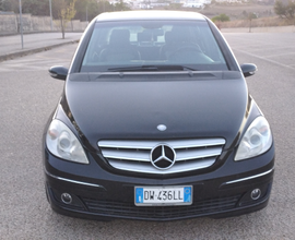 Mercedes b180