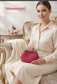 Mini clutch gioiello: buono sconto speciale

