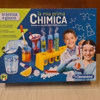 Gioco LA MIA PRIMA CHIMICA, della CLEMENTONI