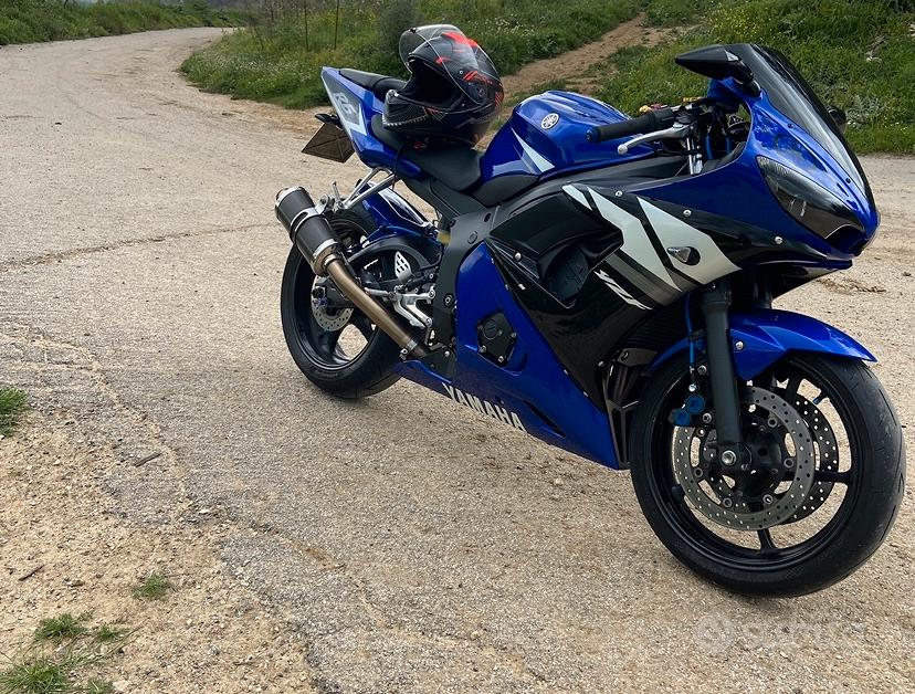Yamaha YZF R6 2003 - Moto e Scooter In vendita a Enna