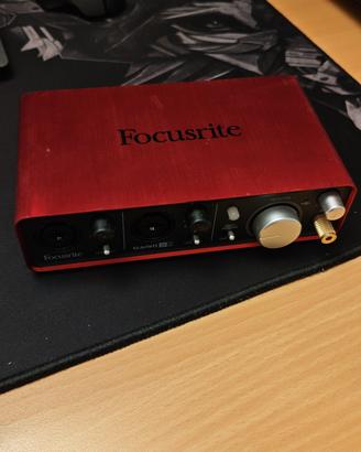 Scheda audio Focusrite 2i2