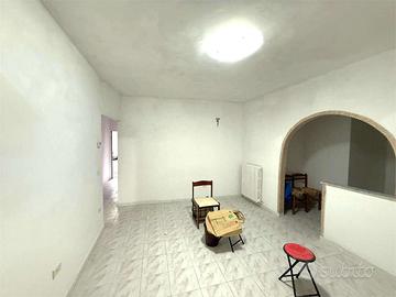 APPARTAMENTO INDIPENDENTE con AMPIO SPAZIO ESTERNO