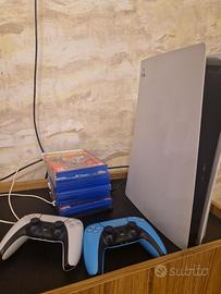 Ps5 standard edition con lettore CD + 2 controller
