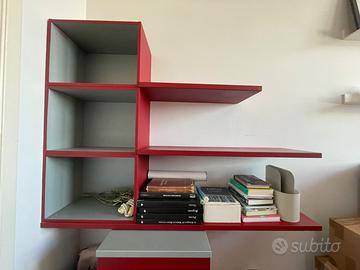 Mensole e cassettiera con ruote