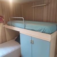 Letto a ponte in legno