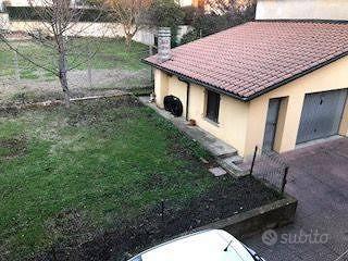 Villa di 218 m² con più di 5 locali e box auto dop
