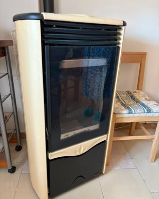 Stufa pellet Nordica Extraflame idro 12,5 Kw
