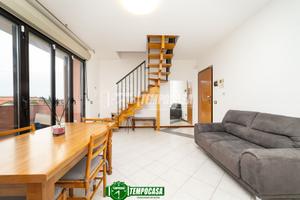 LIBERO SUBITO - 2 LOCALI CON TERRAZZO, BOX E CANTI