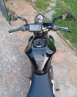 Kawasaki er6n 2006 