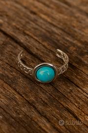 Anello regolabile con pietra turchese 