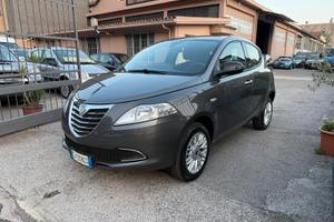 Lancia Ypsilon 0.9 TwinAir 85 CV 5 porte Metano Ec