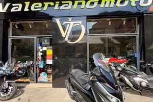 Honda Forza 350 anno 2023 da VALERIANOMOTO