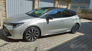 TOYOTA COROLLA 2.0 Hybrid GR Sport