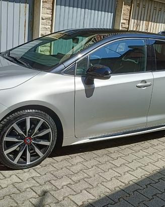 TOYOTA COROLLA 2.0 Hybrid GR Sport