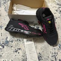 Scarpe di sicurezza nuove