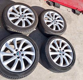 Cerchi da 17 alfa romeo giulietta gommati