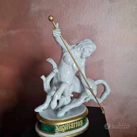 Figurina Porcellana  Mangani vintage  '   SAGITTAR