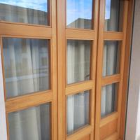 15 infissi in legno massello artigianali