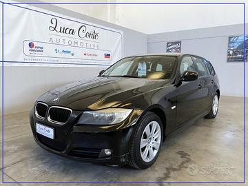 BMW 318d Touring Attiva Aut -cerchi lega+Garanzi