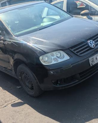 VOLKSWAGEN TOURAN 2003-2010 1.9 TDI 5 Porte