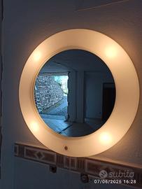 Specchio bagno con illuminazione