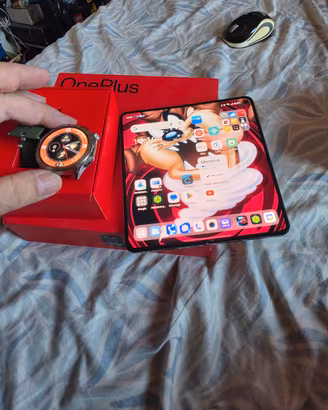 Oneplus Open  piu oneplus watch 3