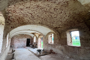 Cascina in centro da ristrutturare