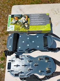 SCARPE CHIODATE ARIEGGIATORE PER GIARDINO