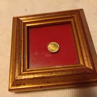 Quadretto con moneta d'oro massiccio 8k