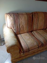 2 divani per salotto/cucina