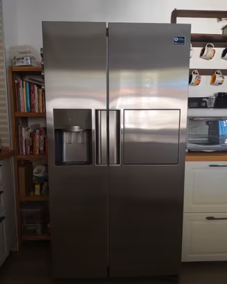 Frigorifero Samsung Side-by-Side acciaio inox