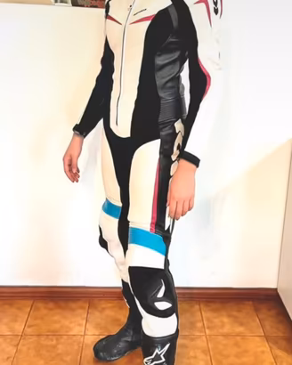 Tuta moto