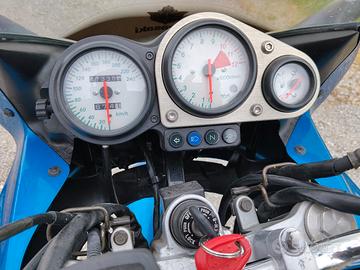 Kawasaki zr750s