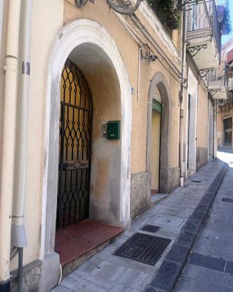 Billocale casa al centro del paese di Patti (ME)