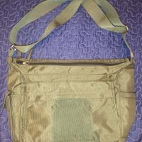 Borsa a tracolla verde oliva/militare.