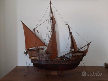 Modellino caravella Santa Maria