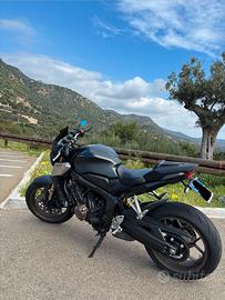 Honda cb650r 2021 21.000km