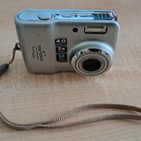 NIKON COOLPIX L4