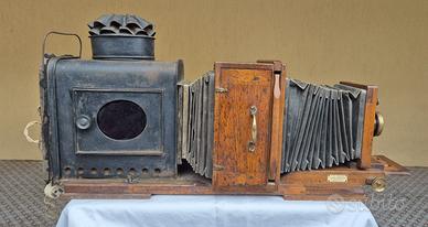 Proiettore d’epoca “Lanterna Magica” E.H. Farrow