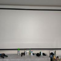 Telo per proiettore avvolgibile 120"