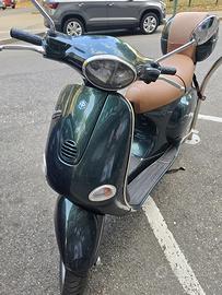 Vespa 150 et 5